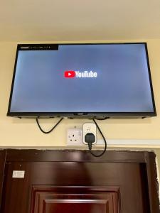 Self Contained Private Room with Gym