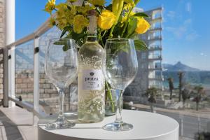 Coral Island 204 by Host Agents