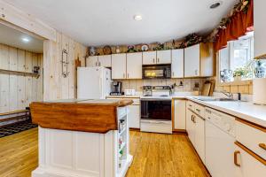 Bears Crossing Retreat