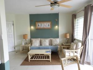 Golden View Apartment