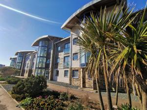 Ocean 1- Sea View apartment, Fistral Beach Newquay