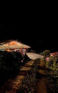 CASA LA KOCHA, Cabin, Hostal en la Laguna de la Cocha