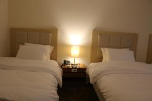 Silk Road Hotel