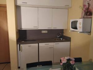 GRAN MARIBEL ARTTYCO, Piscina climatizada, Sauna y Jacuzzi