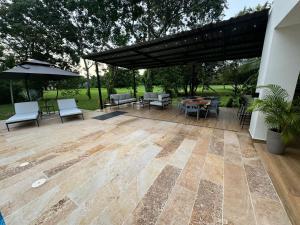 Casa Privada en Exclusivo Club Privado