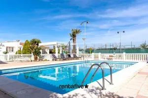 rentafive Nuevo AA Barbacoa Tenis - Valverde Alto