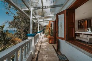 Tropical Escape Next to Leblon (Villa Elis Regina)