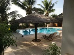 Les Filaos-Case Typique Sénégalaise - Djifère