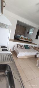 ΖΩΗ ΣΤΟ ΚΥΜΑ- Life on the wave