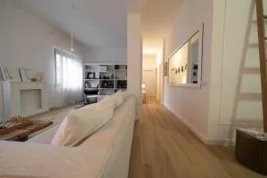 12 living - Pietra la Croce