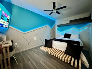 Eagle Stay Dainty Studio - Eagle Pass