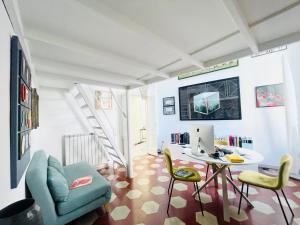 Hackert Art Room Apartment img38