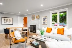 4BR Lux Los Gatos Home: Style & Comfy - مورغان هيل