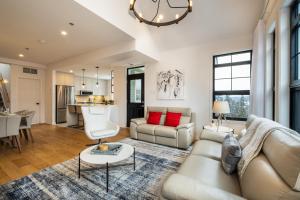 Tremblant Prestige - Les Eaux 215-8