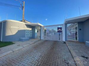 Casa com AR COND. em todos os comodos mobiliada