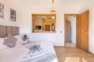 favorite in the city center - 100% Equipped