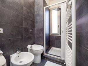 Comfort Business Suite, Wi-fi & 3 stops from Duomo