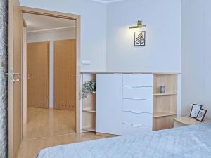 CITYSTAY Reja Apartament z parkingiem