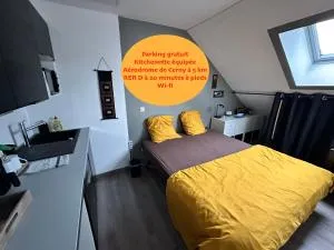 NID DOUILLET INDEPENDANT - 茹伊