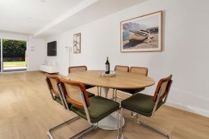 Blanca Beach House for 12 Vincentia