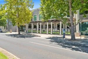 Sherbourne Terrace Hotel - Shepparton