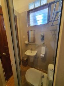 Glorias Panglao Inn 1