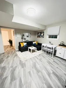 Oxon Hill Cosy Middle Unit 2 bedroom and 1bath near Gaylord - Palmers Corner