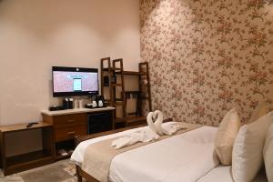 Neelam Foresteria Resort