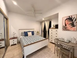 Lahania by the Sea - JJ Place - 克利夫顿海滩