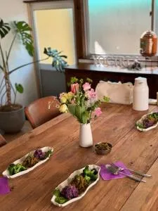 別府-一棟貸切最大8名様まで-ヨガと温泉のある暮らし-高速Wifi-無料駐車場 - Kinzan