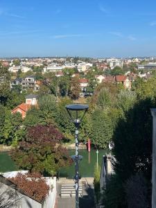 Appartements Studio 2 Joli studio neuf veranda d ete bords de Marne 5 km paris : photos des chambres