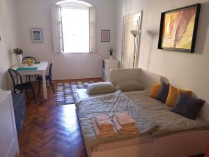 Cosy condo in the heart of the Upper town Zagreb