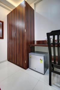 Hotel StayBird - Nest, Kharadi