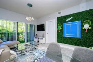 World Tennis Club 726 Tennis Swimming Pool Close to Beach and Restaurants - Vineyards