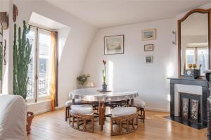 Veeve - Theatre in the Sky