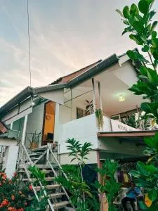 Ao Luek Homie Homestay - Bor Saen