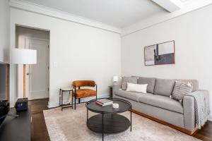 UWS 1br w doorman gym close to central park NYC-1242