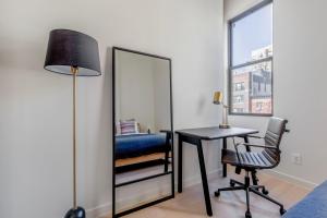 UWS 2br w elevator in-unit wd nr central park NYC-1301