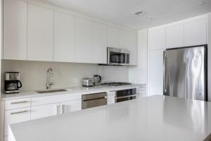 Blueground North Station gym nr restaurants BOS-1007