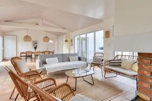 Maison pour 14 - 150 m de la plage de la Clère - Le Grand Vieil