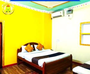 New Happy palace Inn Gaya Near By Mahabodhi Temple