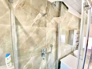 [12 Minuti dal Duomo]Metro+10 posti letto