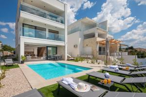 Luxury Seaside Villa LAmour with pool in Sibenik - Zaboric