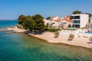 Luxury Seaside Villa LAmour with pool in Sibenik - Zaboric