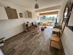 Vue mer, plage des Sablettes à pied et climatisation