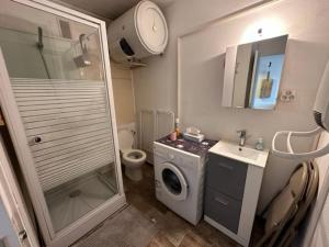 Vue mer, plage des Sablettes à pied et climatisation