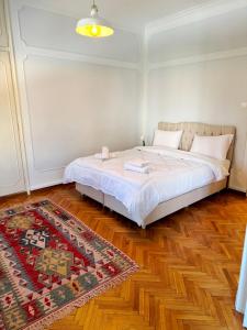 Plaka Residence by AthenianKeys