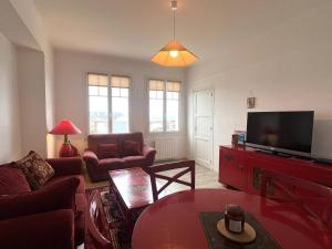107 - Appartement 2 chambres au Sables-DOr avec vue mer