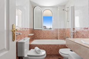 Lovely 2-Bed 10 mins walk from Puerto Banus