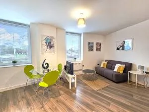 The Post House One by Fortuna Property - Hucclecote